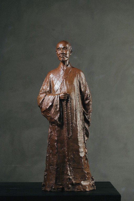 弘一法师 长30宽23高70cm~1.jpg